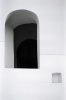 ARCHITEKTURA 0005, architektura, forma, kształt, podcienia, łuk, ściana, okno, światło-cień, czarno 